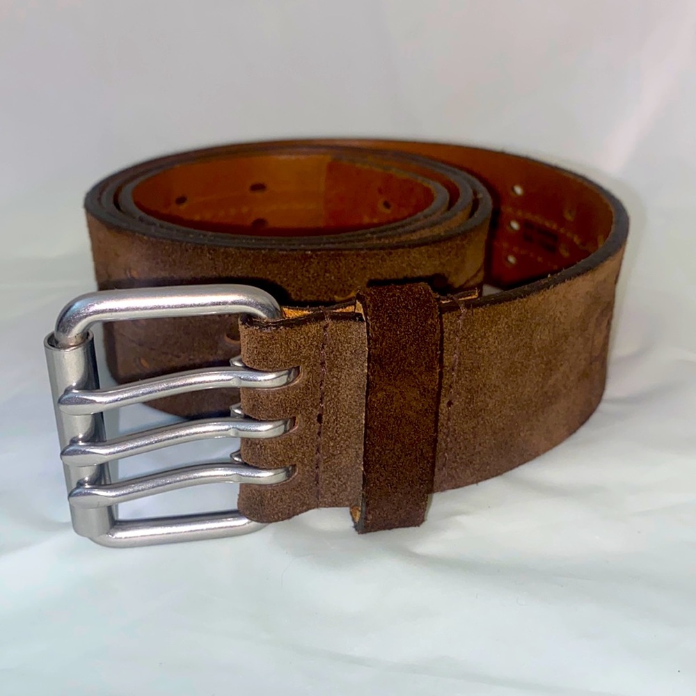 Vintage GAP genuine leather three pronged belt, size large (womens)